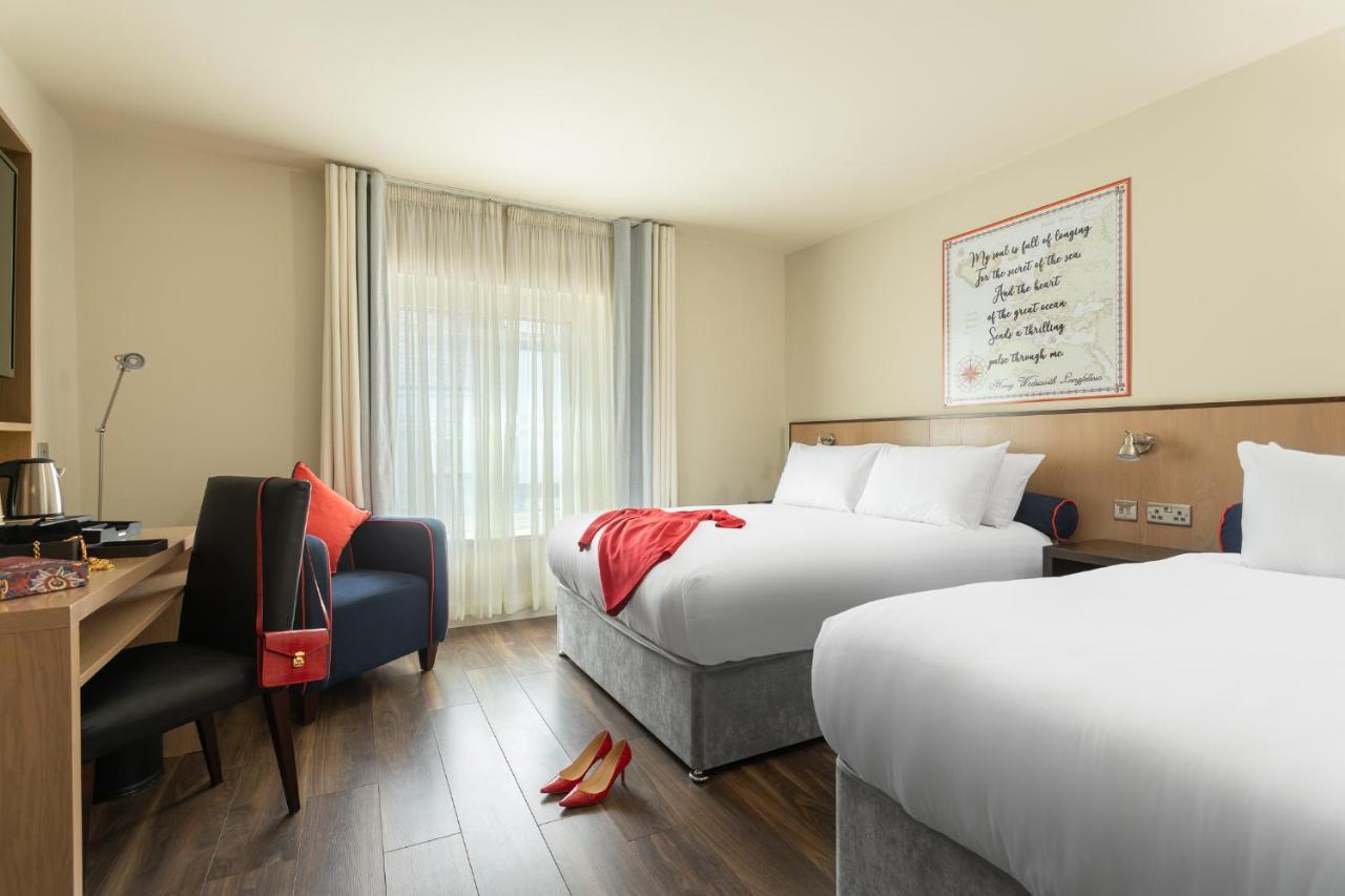 The Mariner, Westport Hotel Bagian luar foto