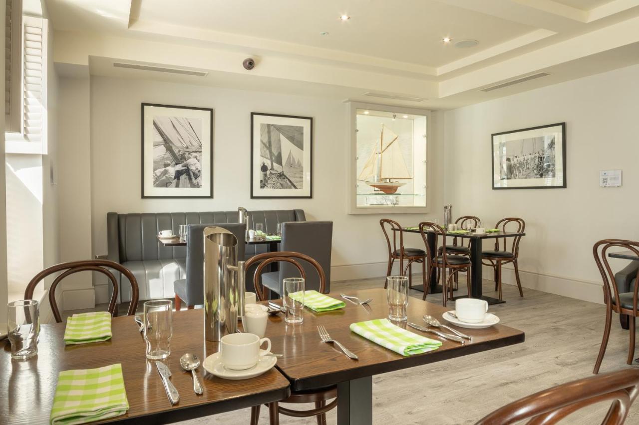 The Mariner, Westport Hotel Bagian luar foto