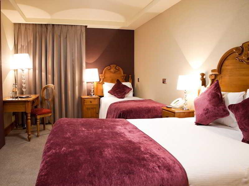 The Mariner, Westport Hotel Bagian luar foto