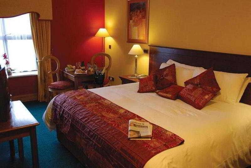The Mariner, Westport Hotel Bagian luar foto